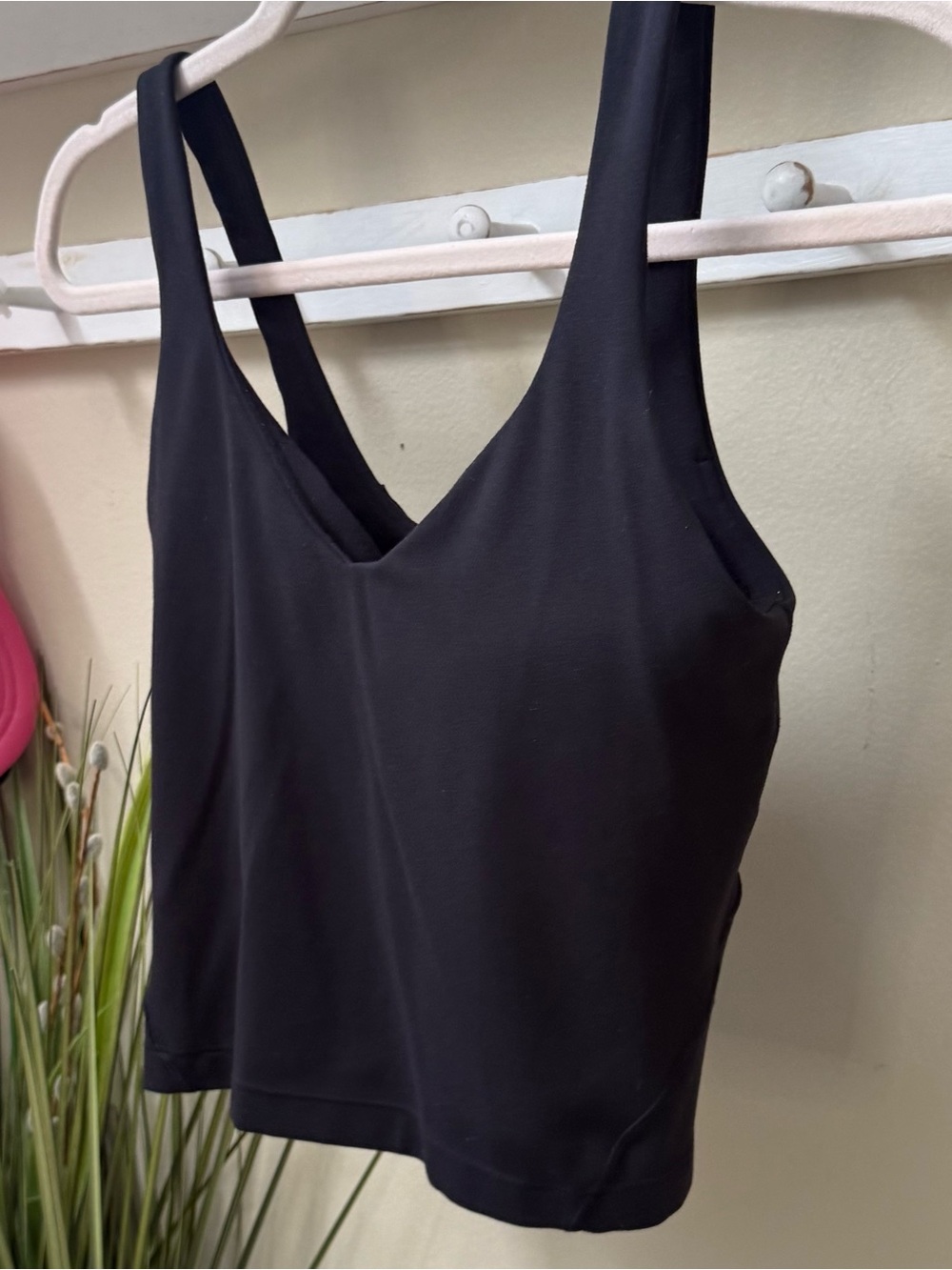 Lululemon Black Align Size 6 Crop Tank Top Shirt
🔥EUC - Picture 4 of 5
